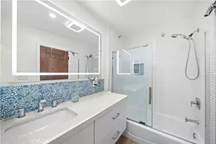 711 Pacific Coast, Huntington Beach, CA 92648 - Photo 21