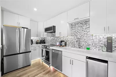 711 Pacific Coast #330, Huntington Beach, CA 92648 - Photo 11