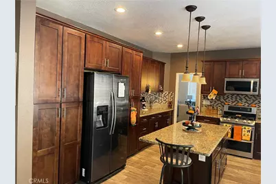 2621 Grove Avenue, Corona, CA 92882 - Photo 9