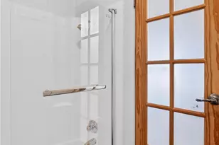 5585 E Pacific Coast Hwy, Long Beach, CA 90804 - Photo 19