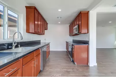 521 W 98th, Los Angeles, CA 90044 - Photo 21