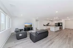 5000 Clementine Ln, Cypress, CA 90630 - Photo 15