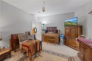 861 S Windsor Blvd, Los Angeles, CA 90005 - Photo 15