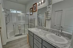 22221 Bloomfield Ave, Cypress, CA 90630 - Photo 17