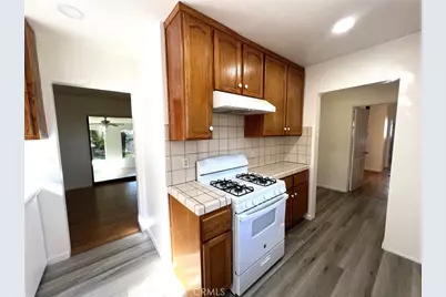 10251 Foster Road, Downey, CA 90242 - Photo 9