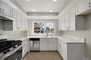 331 E Phillips, Pomona, CA 91766 - Photo 9