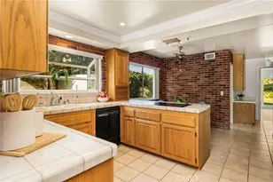 2821 E Echo Hill Way, Orange, CA 92867 - Photo 39