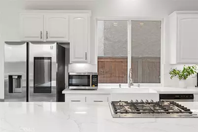 513 Pecan Ave, Huntington Beach, CA 92648 - Photo 13