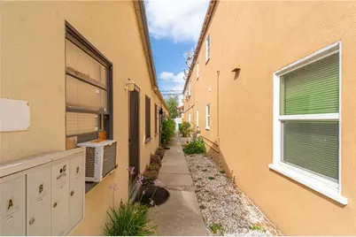 75 Granada, Long Beach, CA 90803 - Photo 5