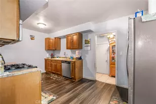 1138 Acacia St, Corona, CA 92879 - Photo 7