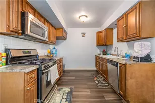 1138 Acacia St, Corona, CA 92879 - Photo 9