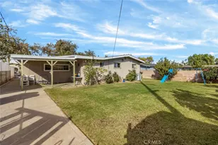 1138 Acacia St, Corona, CA 92879 - Photo 23