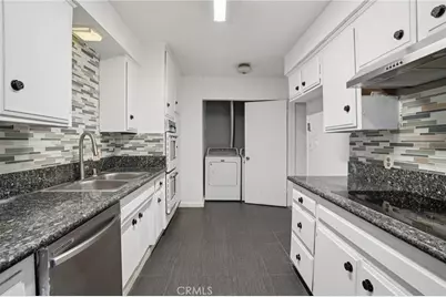 320 E Spruce, Inglewood, CA 90301 - Photo 5