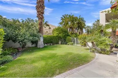 255 E Avenida Granada #211, Palm Springs, CA 92264 - Photo 11