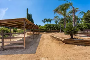 16481 Valle Vista Way, Riverside, CA 92506 - Photo 55