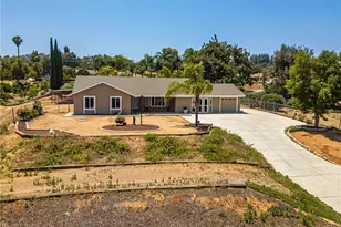 16481 Valle Vista Way, Riverside, CA 92506 - Photo 5