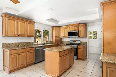 16481 Valle Vista Way, Riverside, CA 92506 - Photo 15