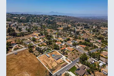 16481 Valle Vista Way, Riverside, CA 92506 - Photo 67