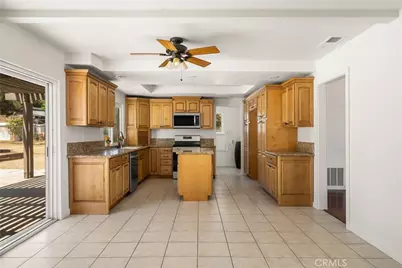 16481 Valle Vista Way, Riverside, CA 92506 - Photo 13