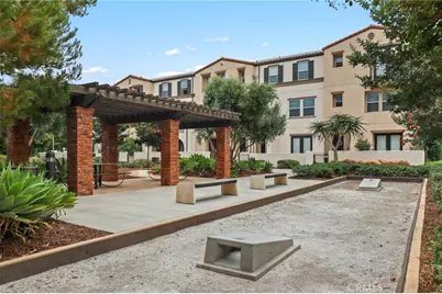 649 W Foothill Boulevard #2, Glendora, CA 91741 - Photo 39