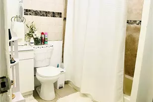 10712 Sherman, Los Angeles, CA 91352 - Photo 15