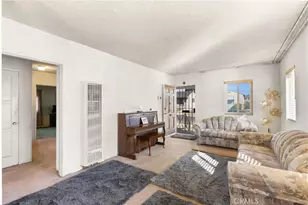 2030 W 95th, Los Angeles, CA 90047 - Photo 7