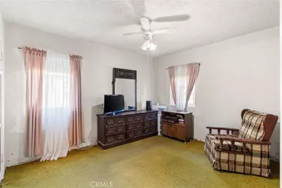 2030 W 95th, Los Angeles, CA 90047 - Photo 21