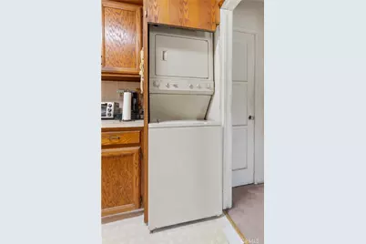 2030 W 95th, Los Angeles, CA 90047 - Photo 13