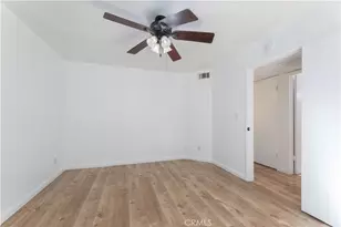 15946 Vanowen St, Van Nuys, CA 91406 - Photo 23