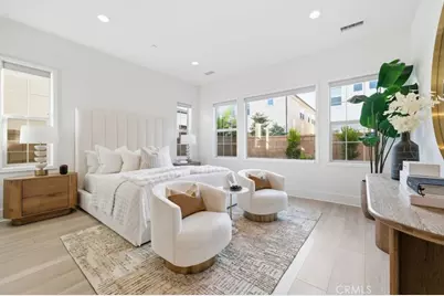 17301 Juniper Lane, Huntington Beach, CA 92649 - Photo 21