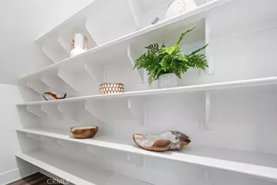 17301 Juniper Lane, Huntington Beach, CA 92649 - Photo 11