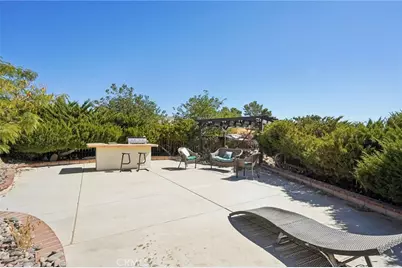 14610 Havasu, Apple Valley, CA 92307 - Photo 29