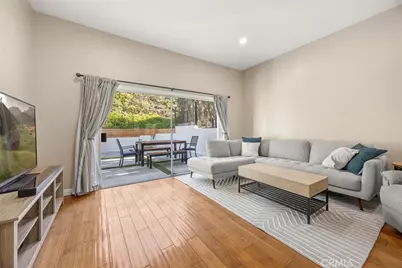 6093 E Brighton, Anaheim, CA 92807 - Photo 9