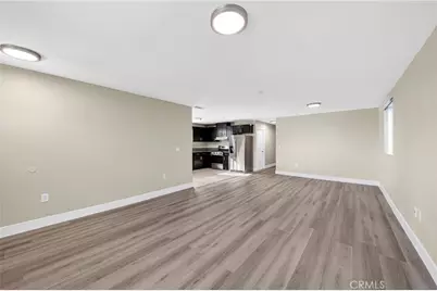 8711 McKinley Place, Los Angeles, CA 90002 - Photo 5