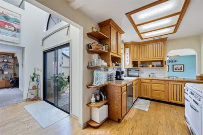 947 N Alamo Street, Anaheim, CA 92801 - Photo 19