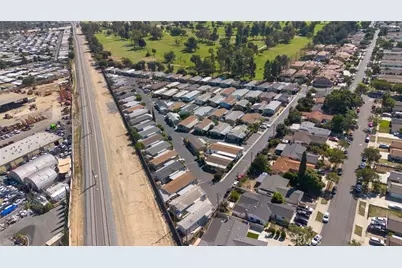 501 Willow Drive, Santa Ana, CA 92703 - Photo 21