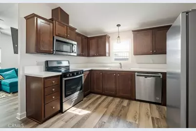 501 Willow Drive, Santa Ana, CA 92703 - Photo 7