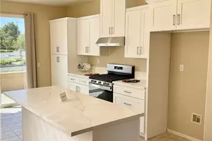 8251 Triplett Ln, Hemet, CA 92545 - Photo 7