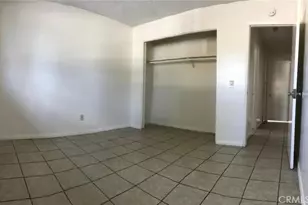 160 W Cascade, Rialto, CA 92376 - Photo 25