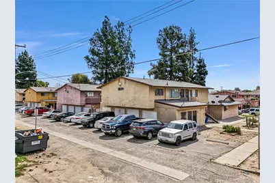 160 W Cascade, Rialto, CA 92376 - Photo 3
