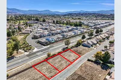 1371 Senator, San Jacinto, CA 92583 - Photo 3