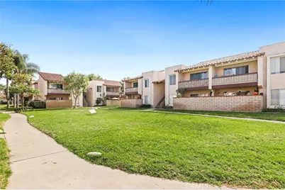 700 W La Veta Avenue #T4, Orange, CA 92868 - Photo 31