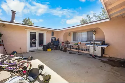 18629 Orange, Hesperia, CA 92345 - Photo 31