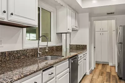 906 E Buffalo Avenue, Santa Ana, CA 92706 - Photo 9