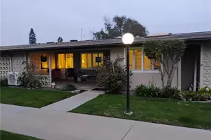 13381 El Dorado Dr M8-202C, Seal Beach, CA 90740 - Photo 3