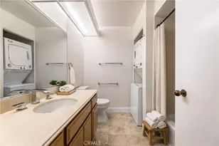 222 S Central, Los Angeles, CA 90012 - Photo 27