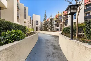 222 S Central, Los Angeles, CA 90012 - Photo 41