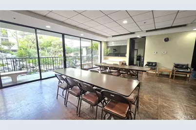 222 S Central #242, Los Angeles, CA 90012 - Photo 31