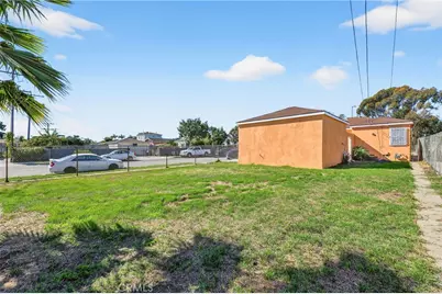 12032 Athens Way, Los Angeles, CA 90061 - Photo 9