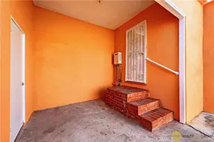 12032 Athens Way, Los Angeles, CA 90061 - Photo 21